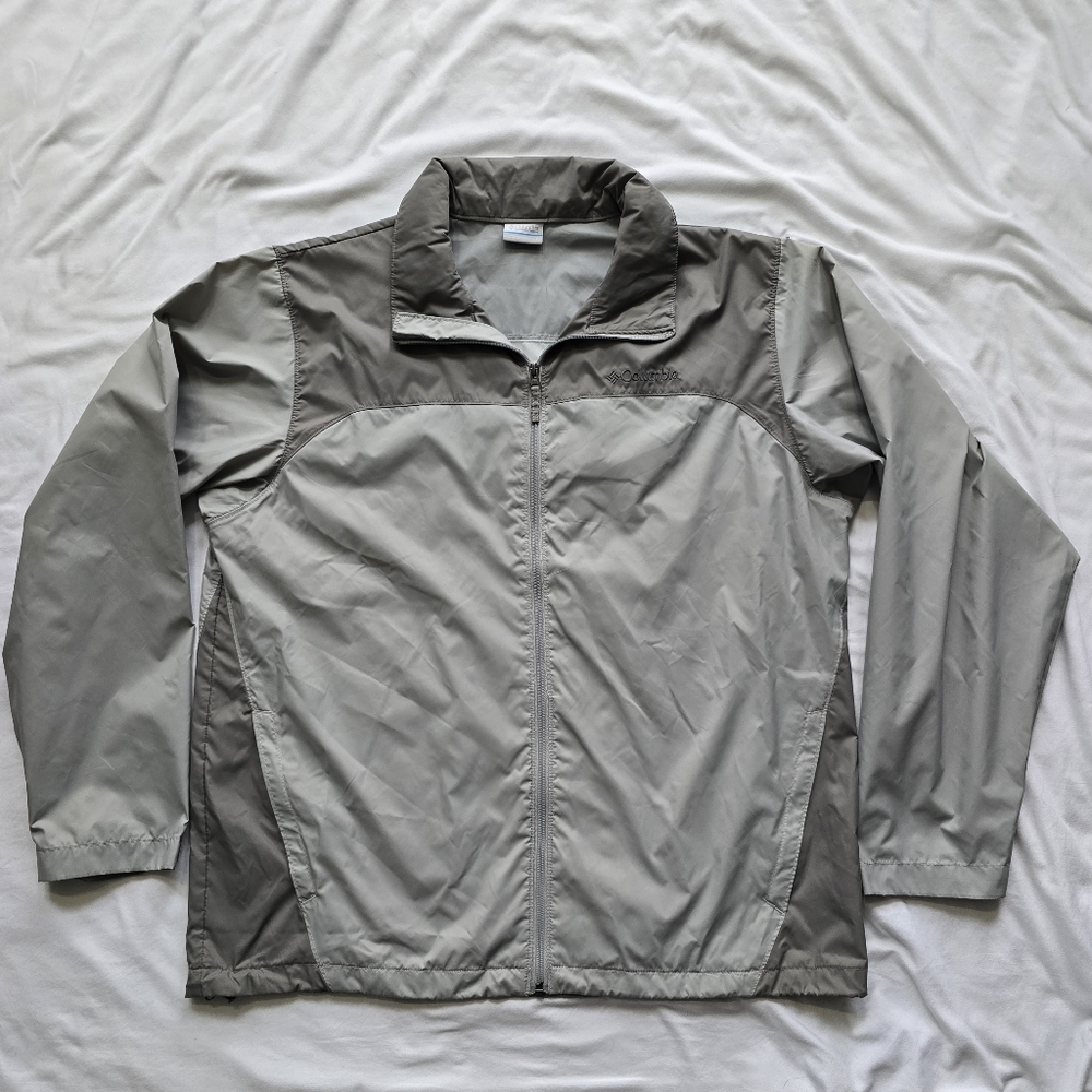 Columbia Men's Two-Tone Light Gray Windbreaker Jacket